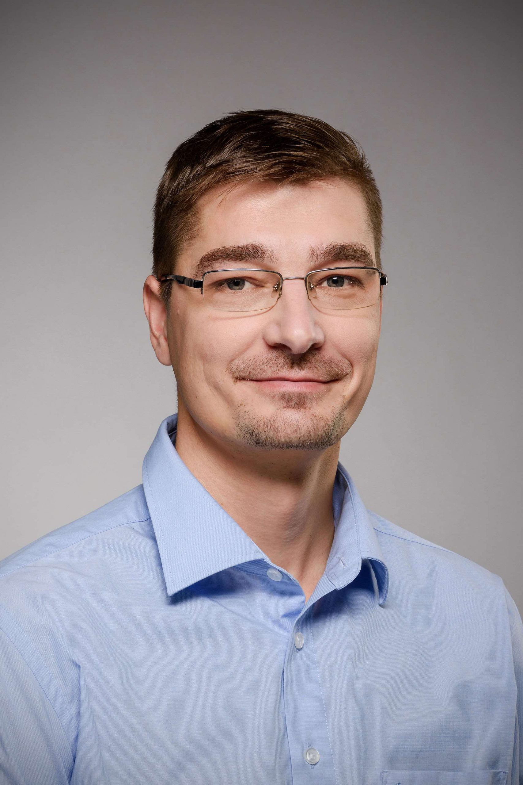 Zoltán Simon, COO